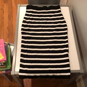Shin length, Black & White Striped, Pencil Skirt